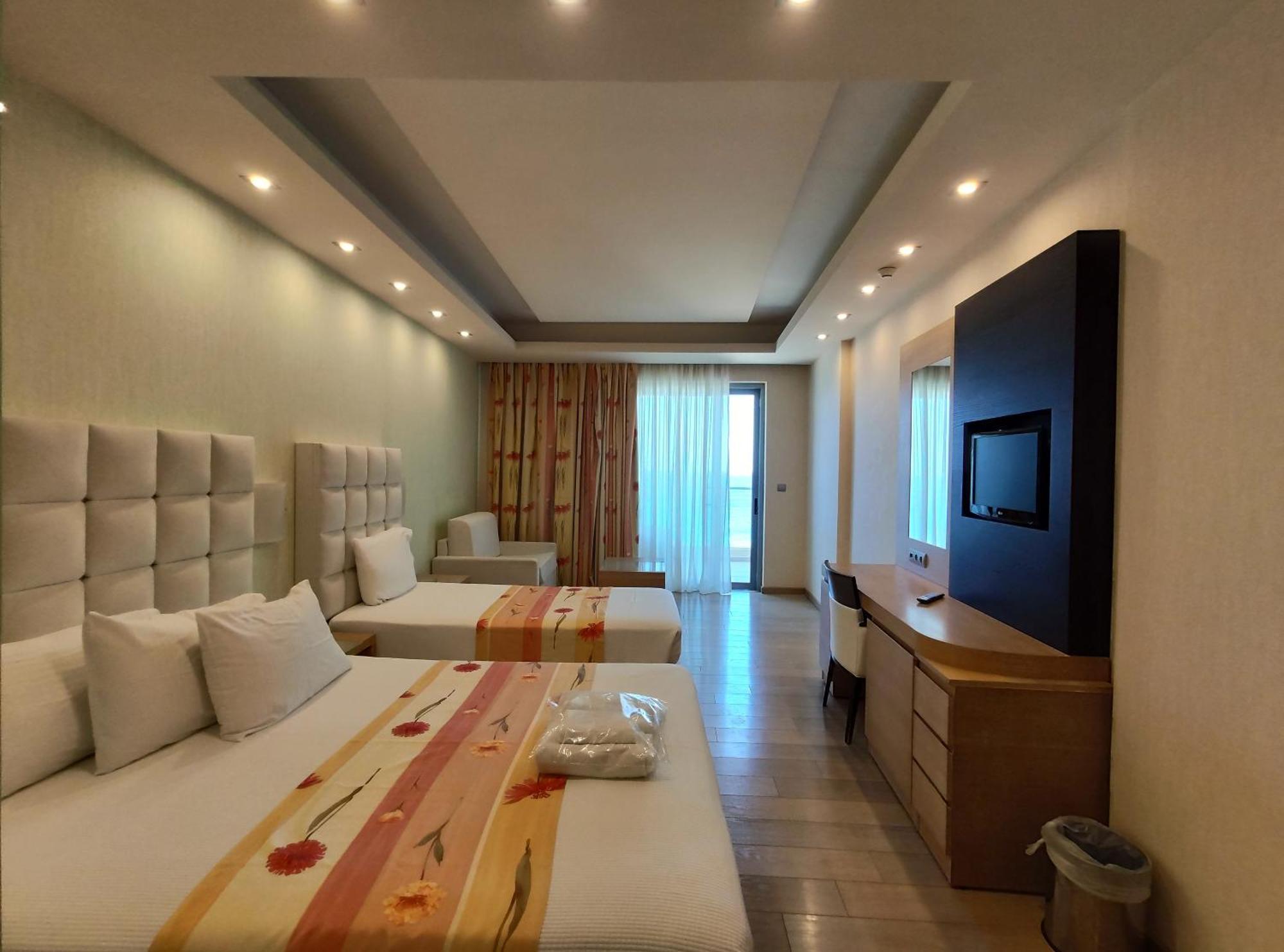Triple Room Sea View