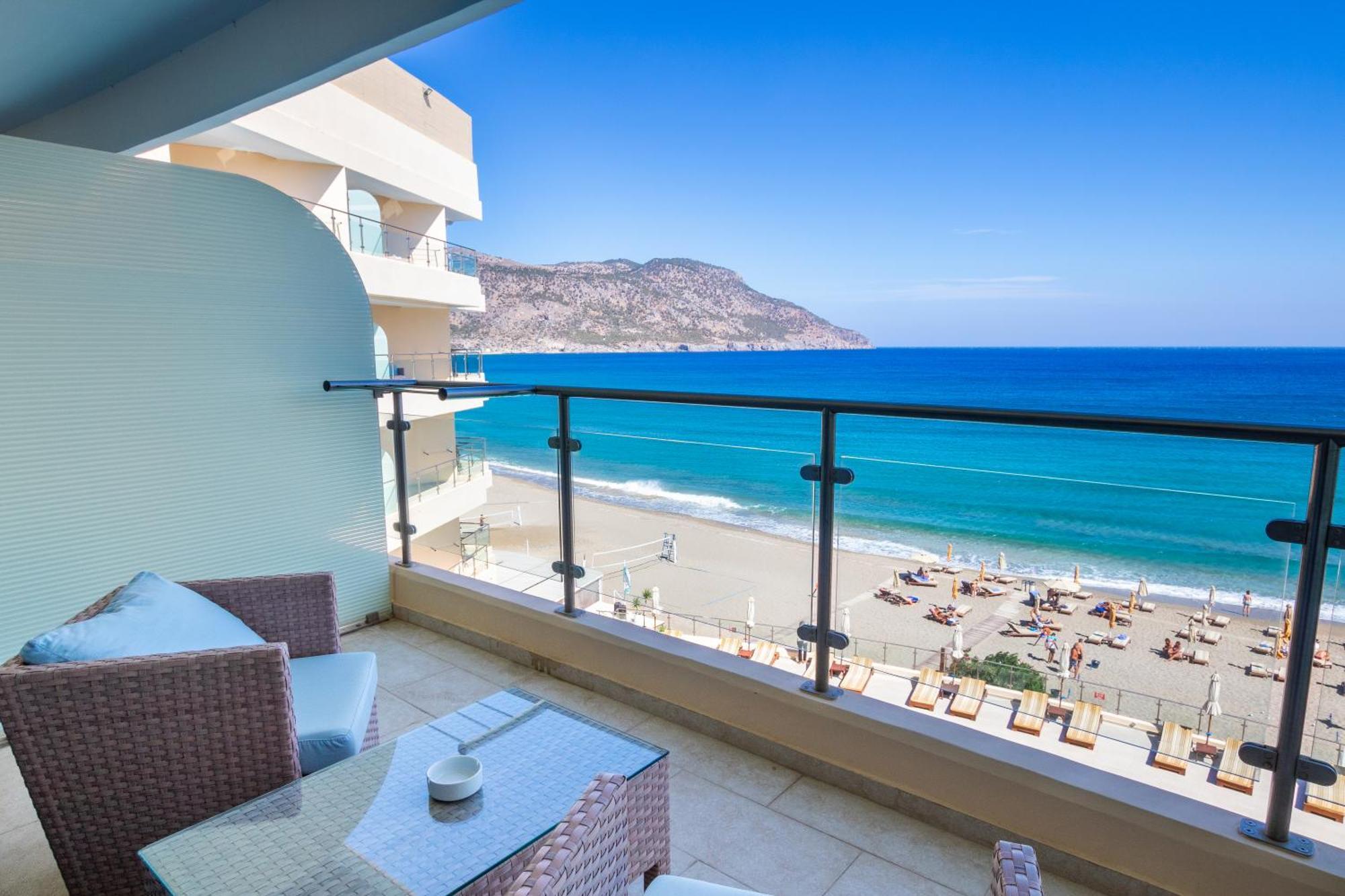 Triple Room Sea View