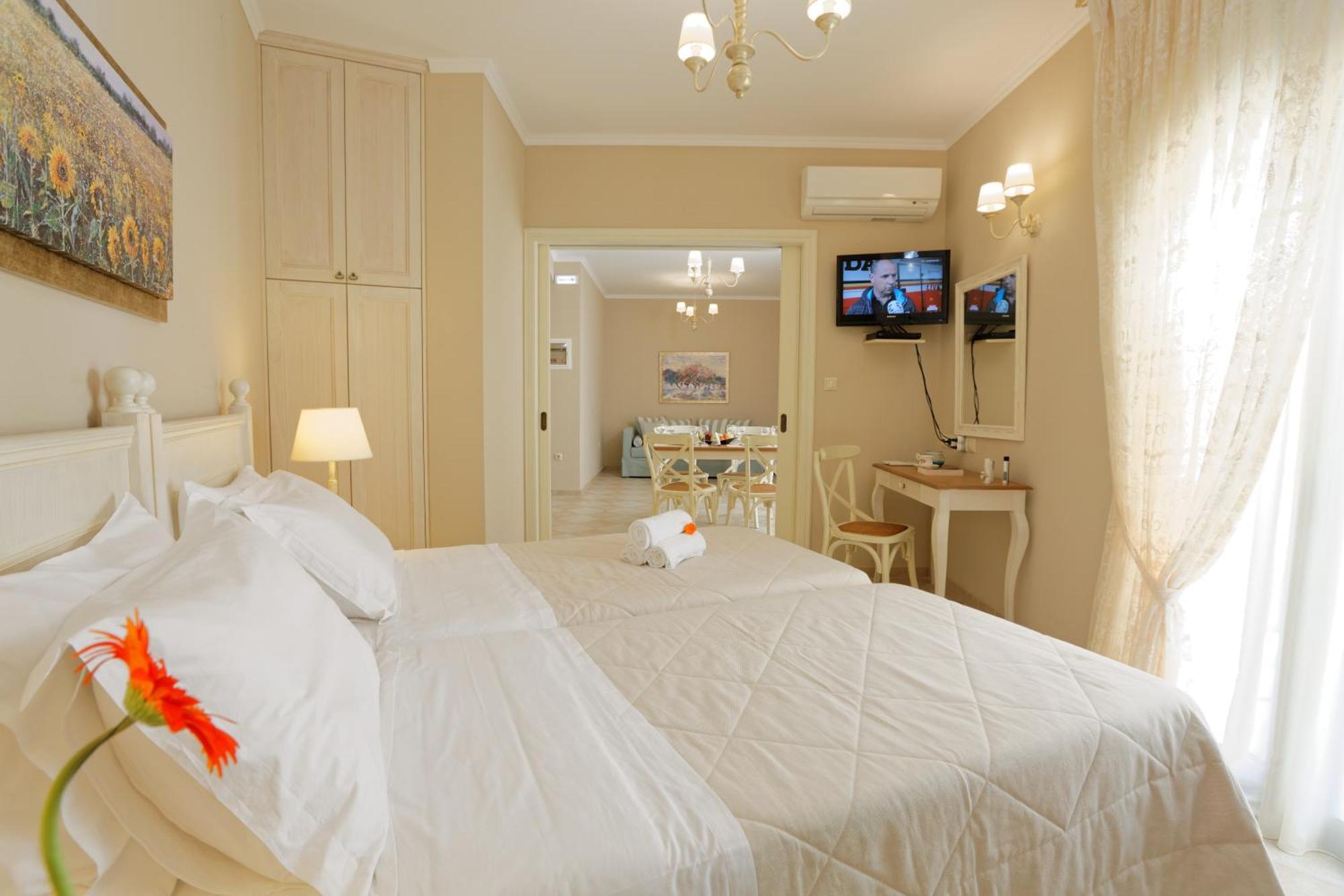 Family Suite,1273279009:JPEG