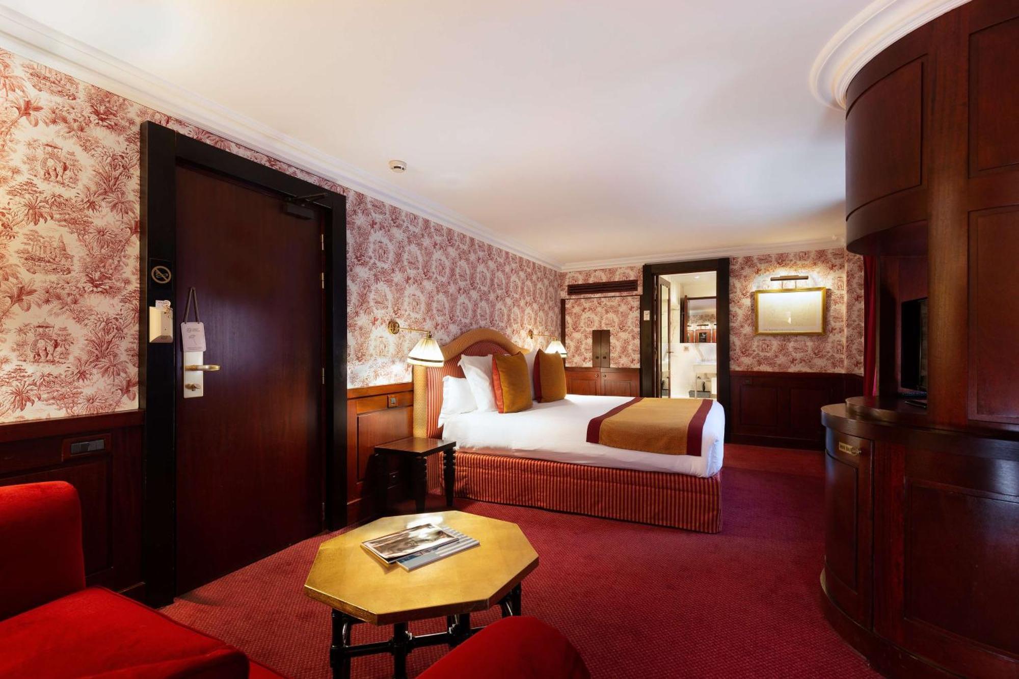 Deluxe King Room Non-Smoking