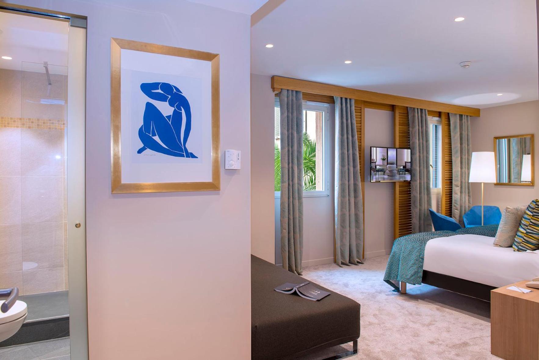Privilege Comfort Room