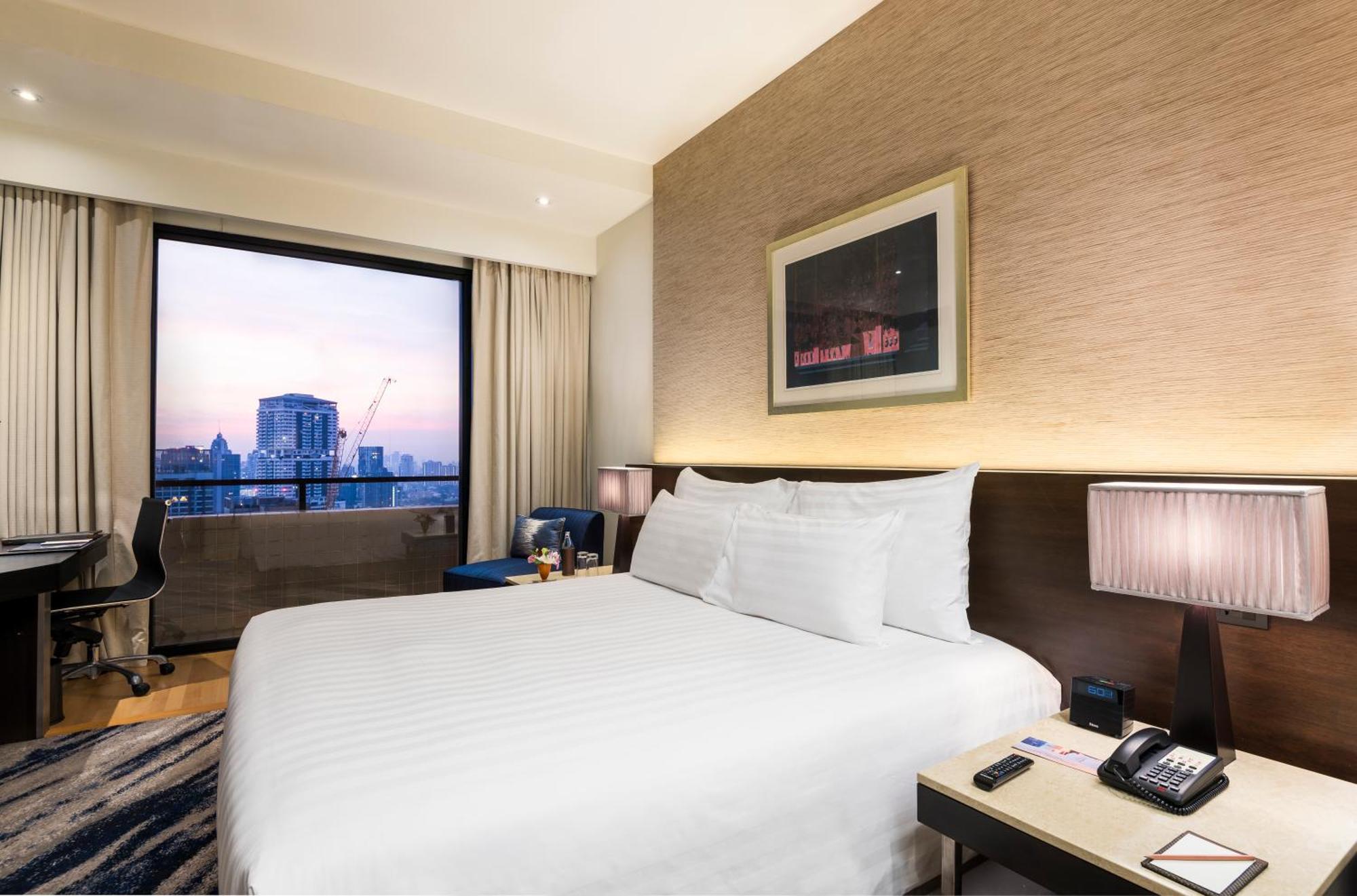 One Bedroom Deluxe Suite,1274167414:JPEG