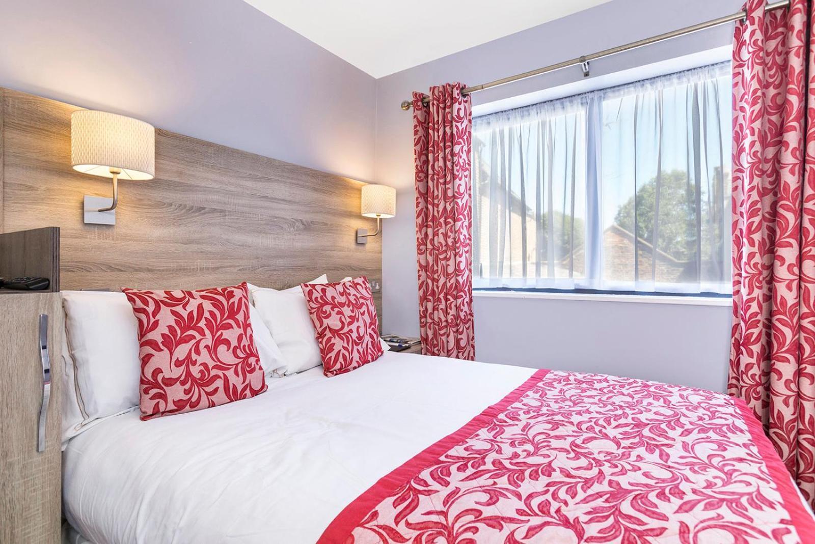 Small Double Room Window Double Bed