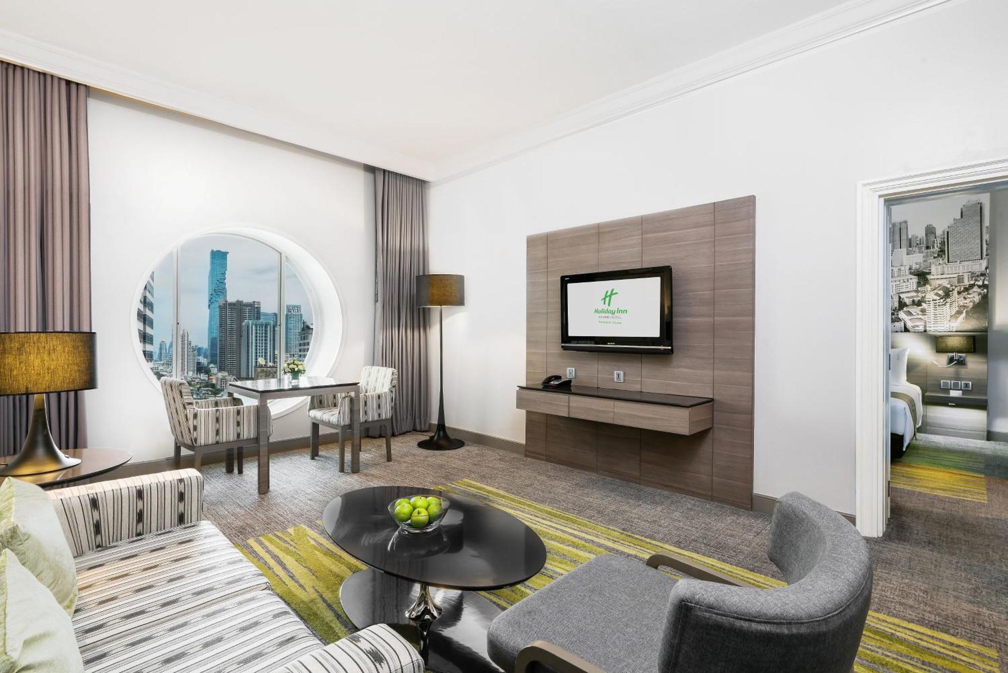 One-Bedroom King Suite with City View,1274238646:JPEG