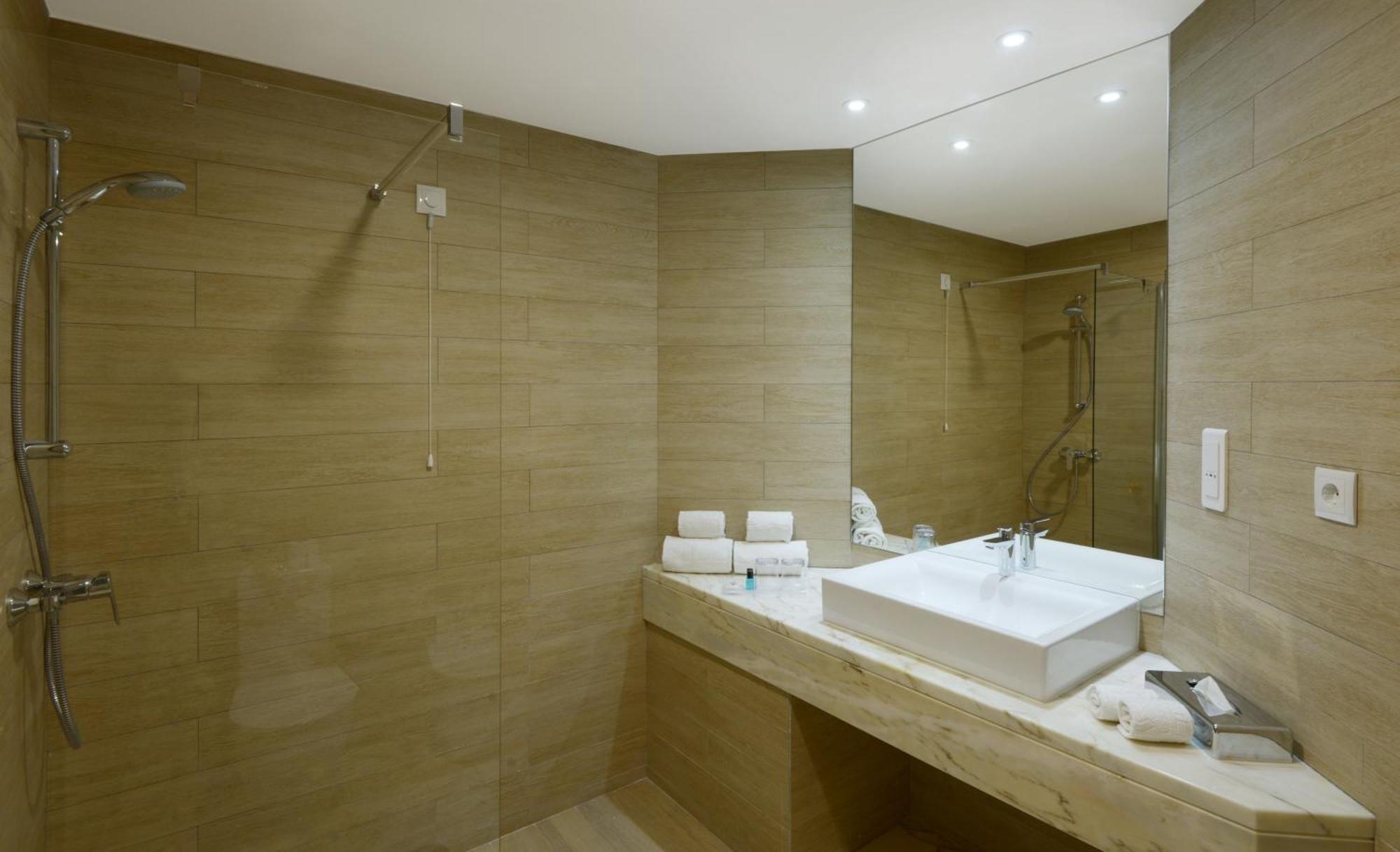 Double or Twin Room,1274257453:JPEG