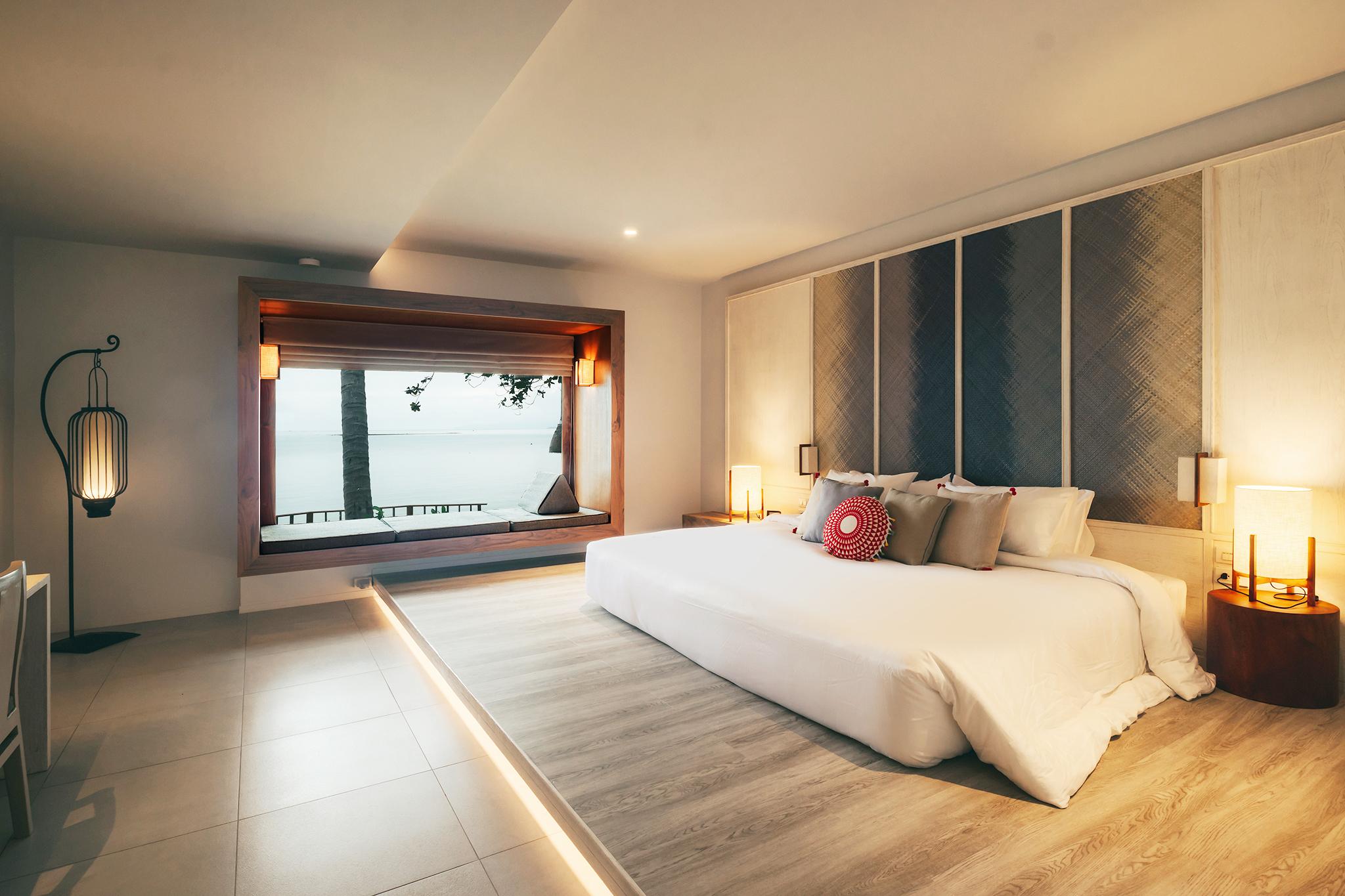 Premier Beachfront with Plunge Pool