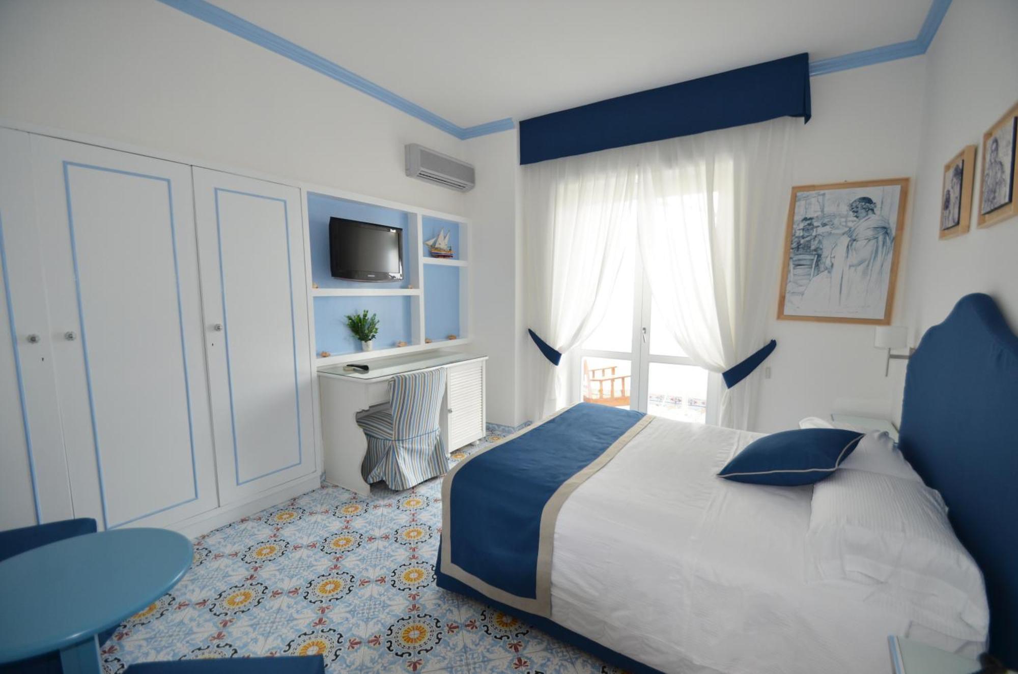 Superior Double/Twin Room,1274557192:JPEG