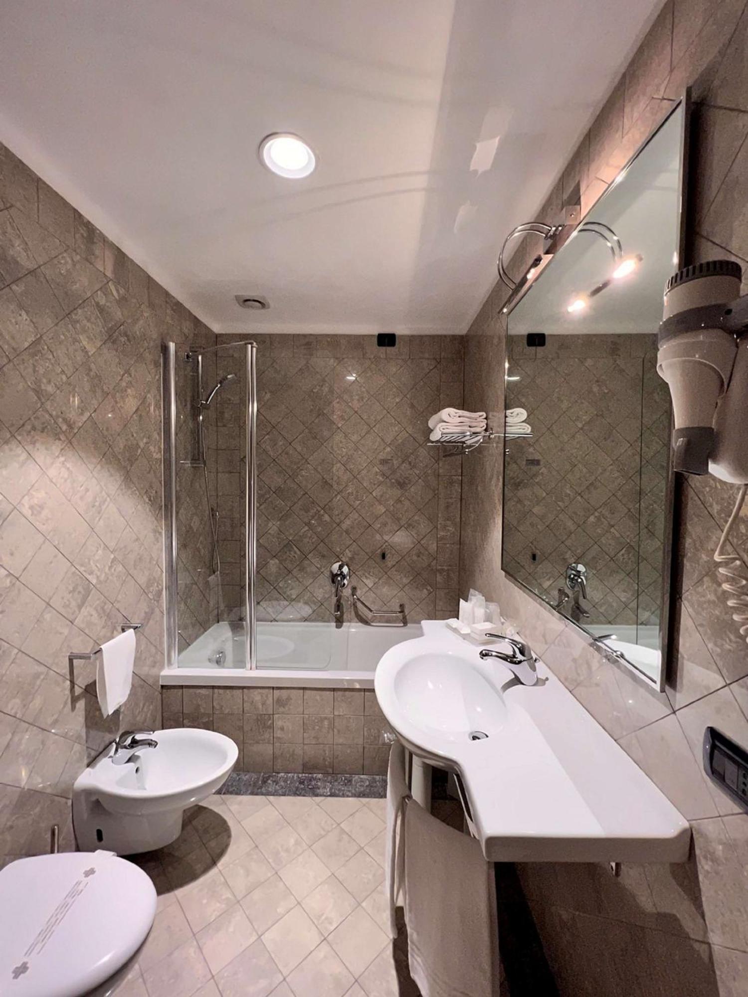 Comfort Single Room