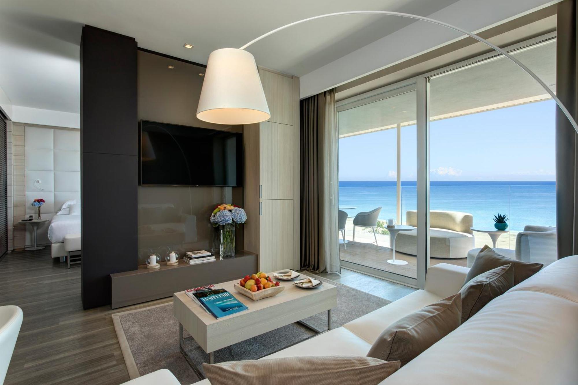 Suite with Sea View,997802715:JPEG