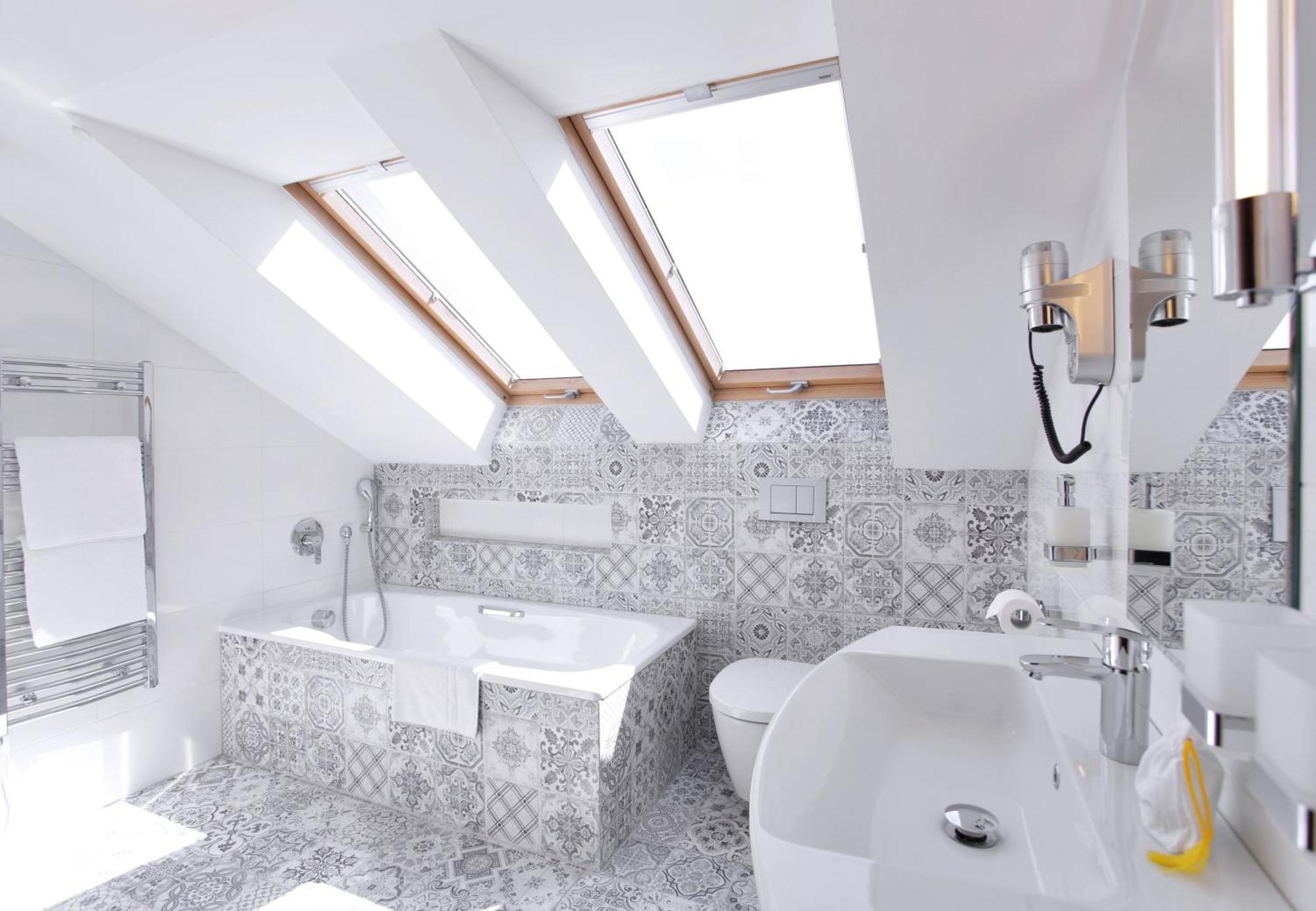 Exclusive Double Room,1274914048:JPEG