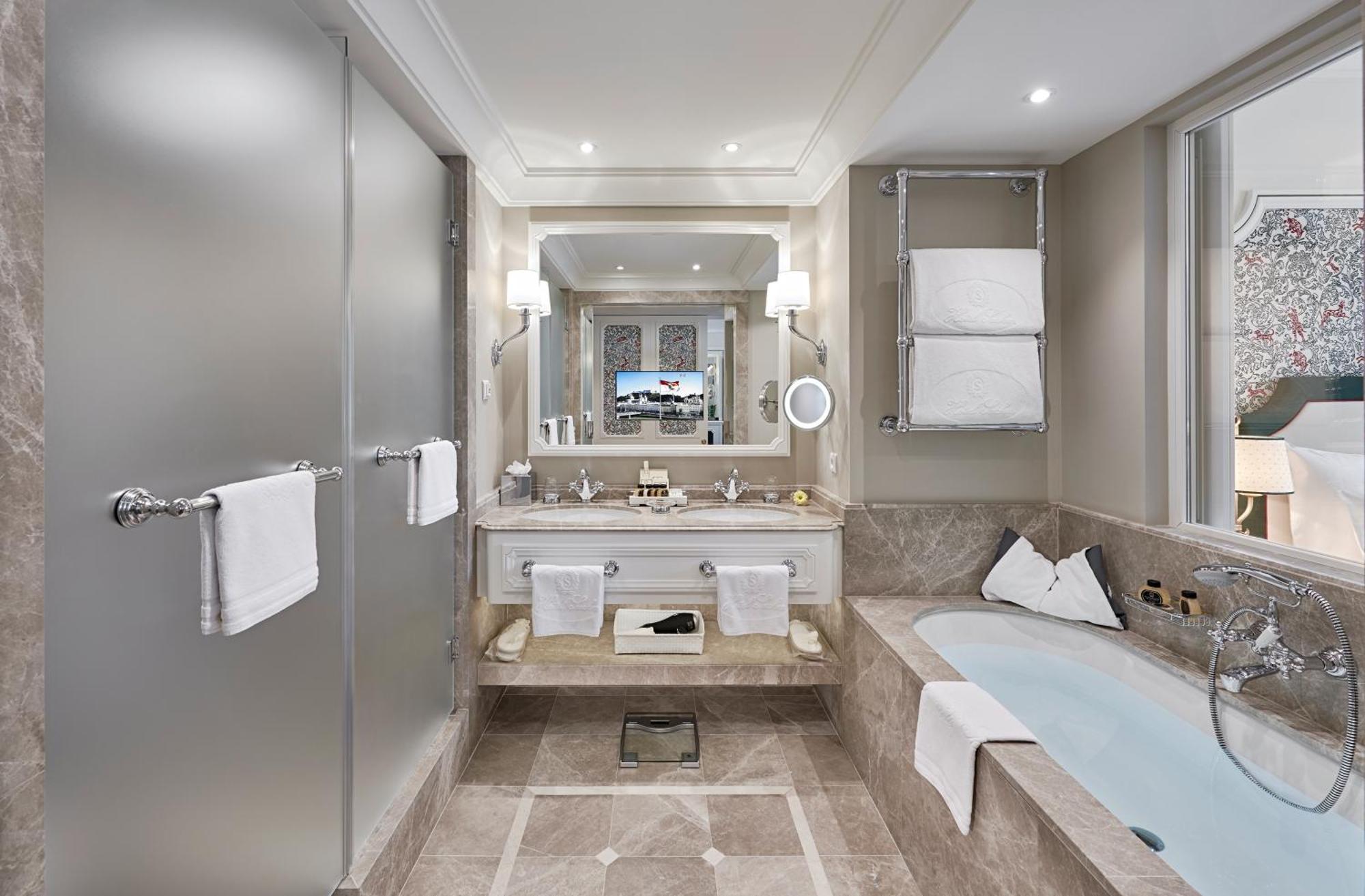 Suite River View