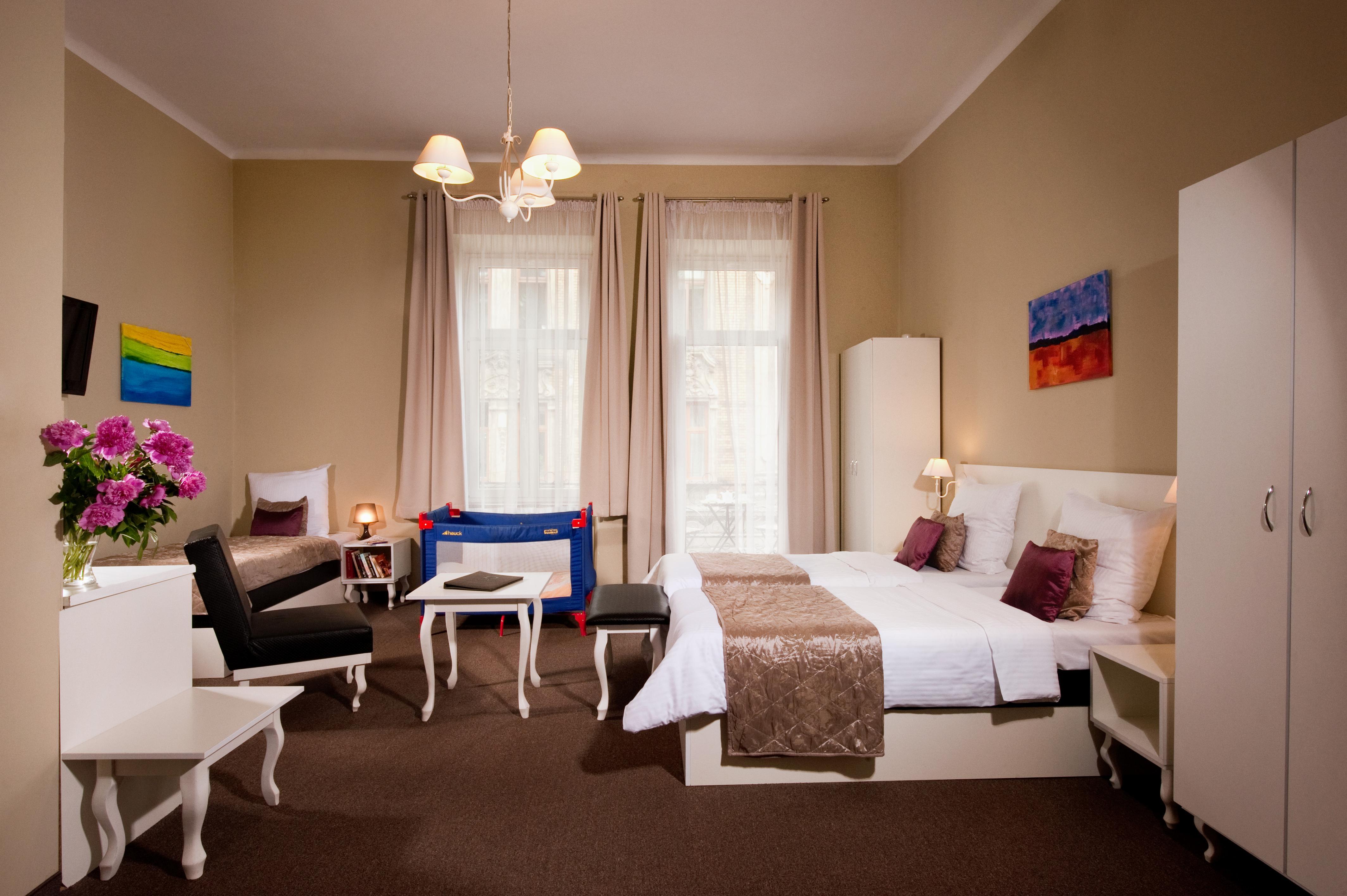 Triple Room