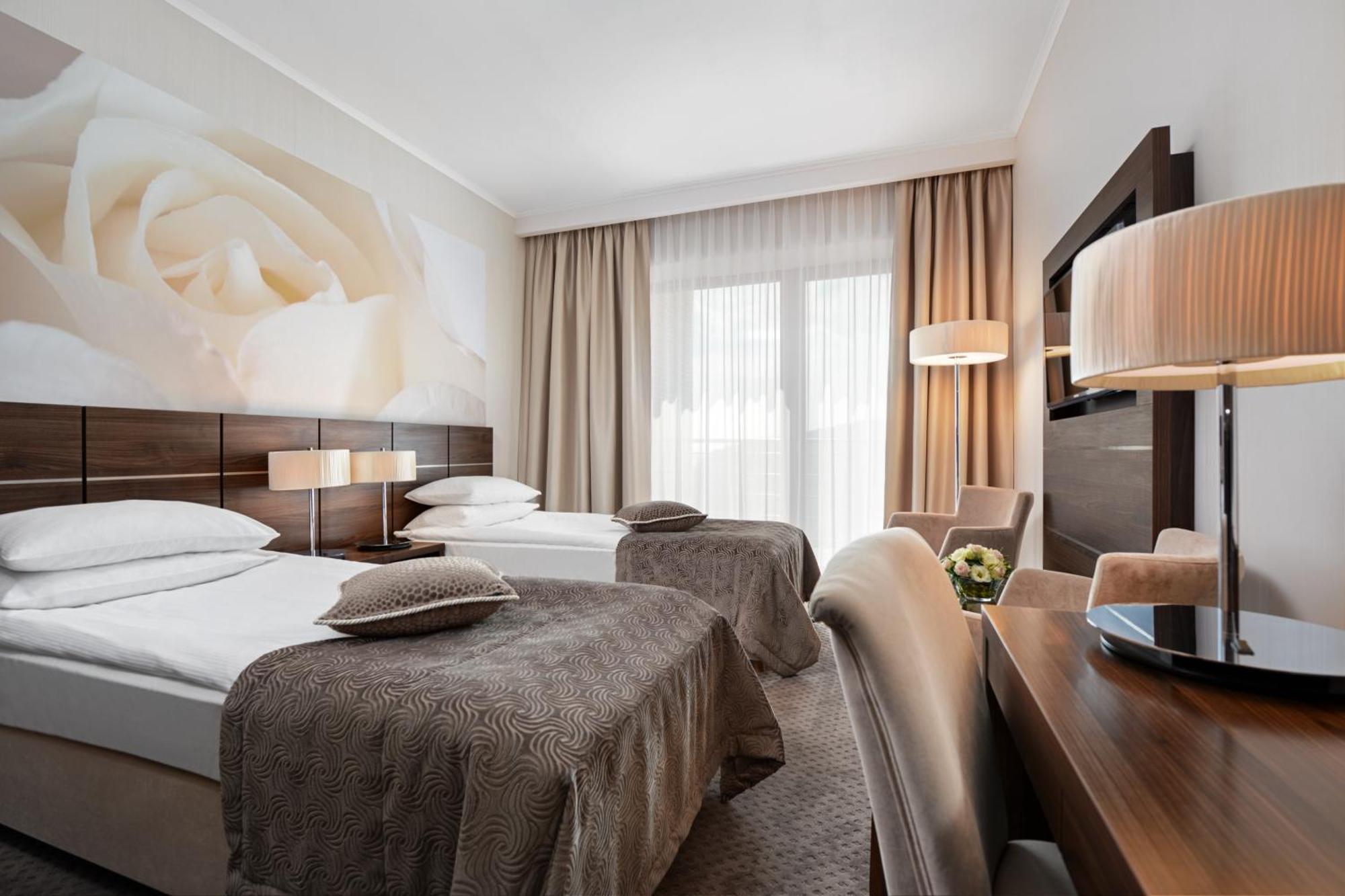 Double or Twin Premium Room by Seaside