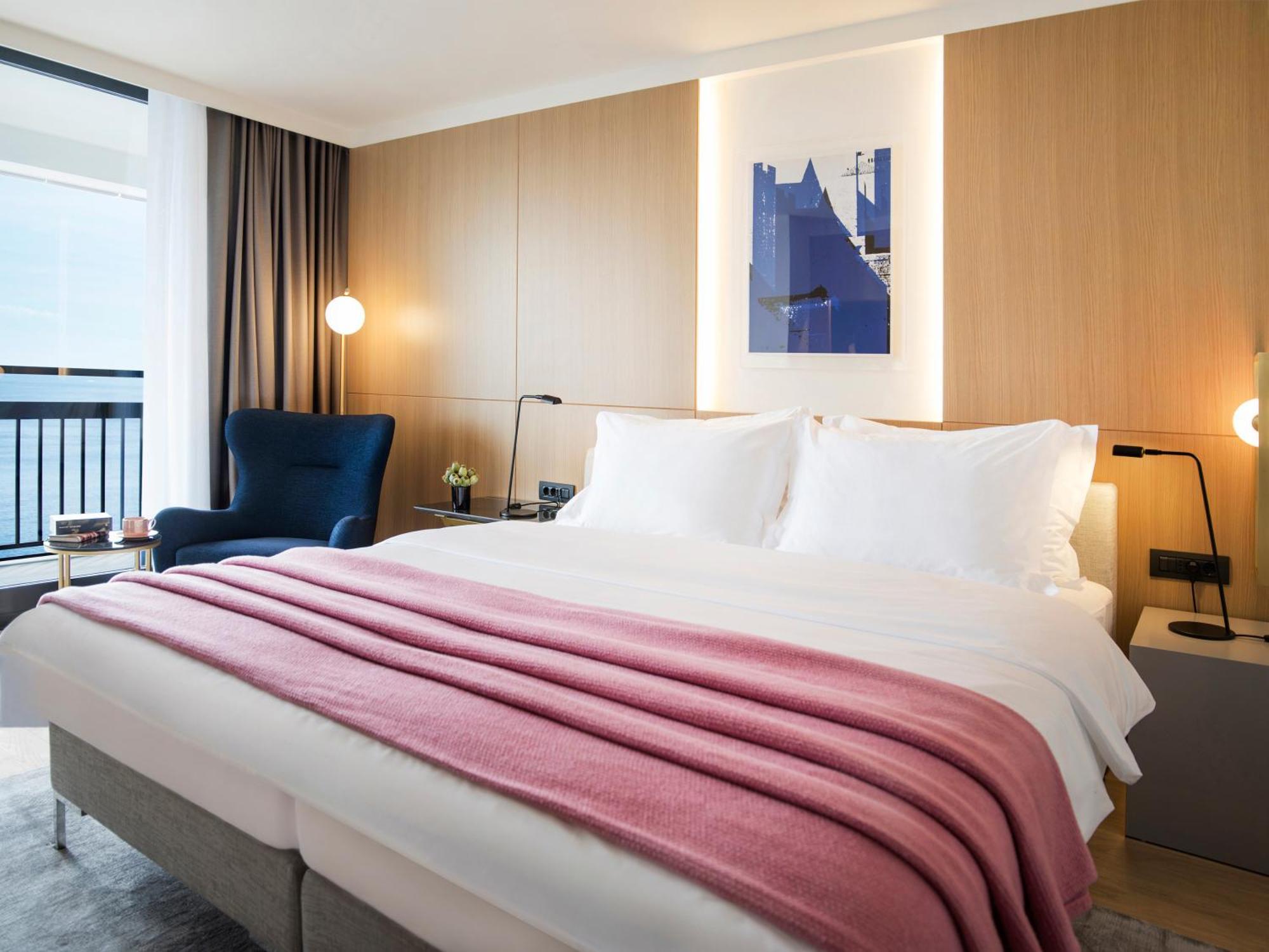 Deluxe Double Room with Balcony and Sea View,1277202415:JPEG