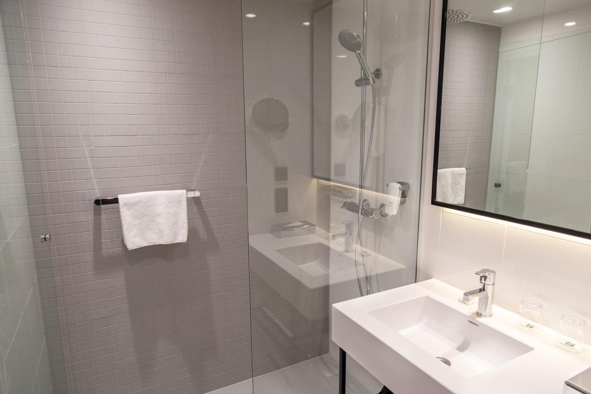 Standard - Kahden hengen huone - Twin - Vuodetuoli - Savuton
