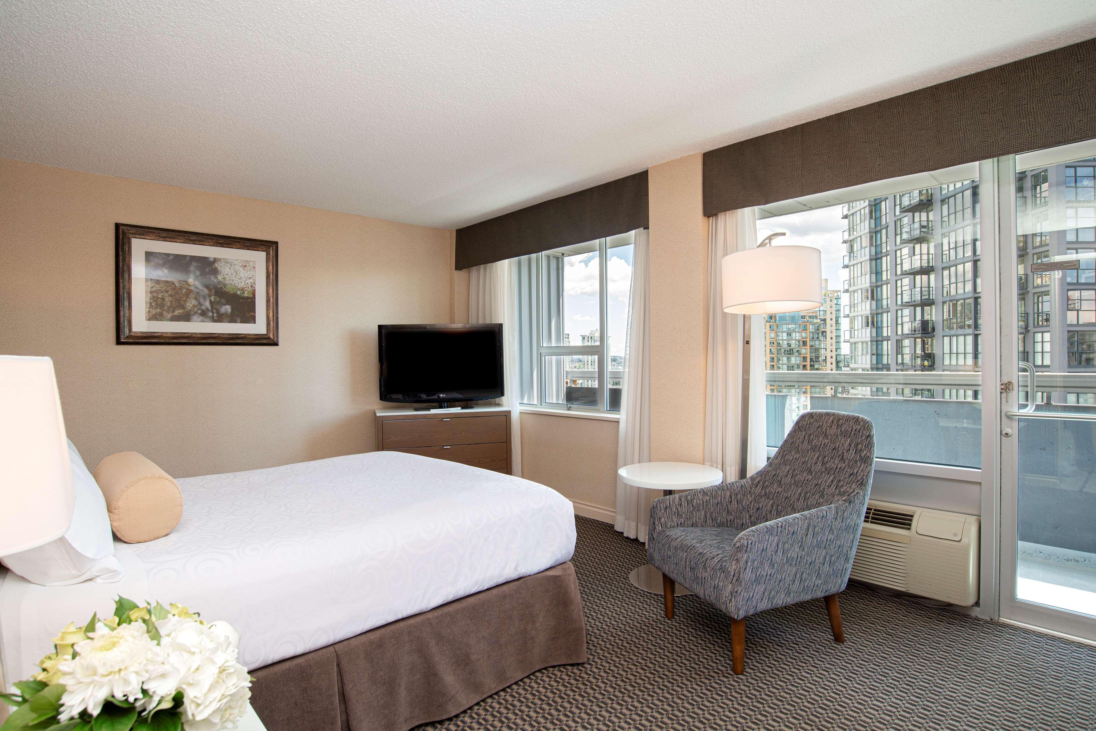 Superior Room, 1 Queen Bed, Non Smoking, Balcony