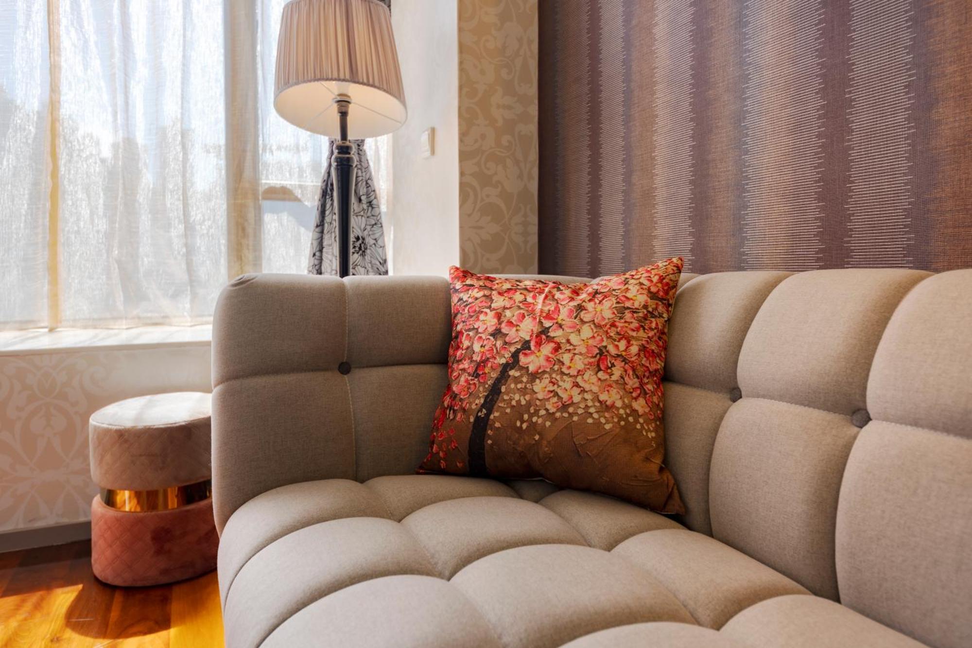 One-Bedroom Executive