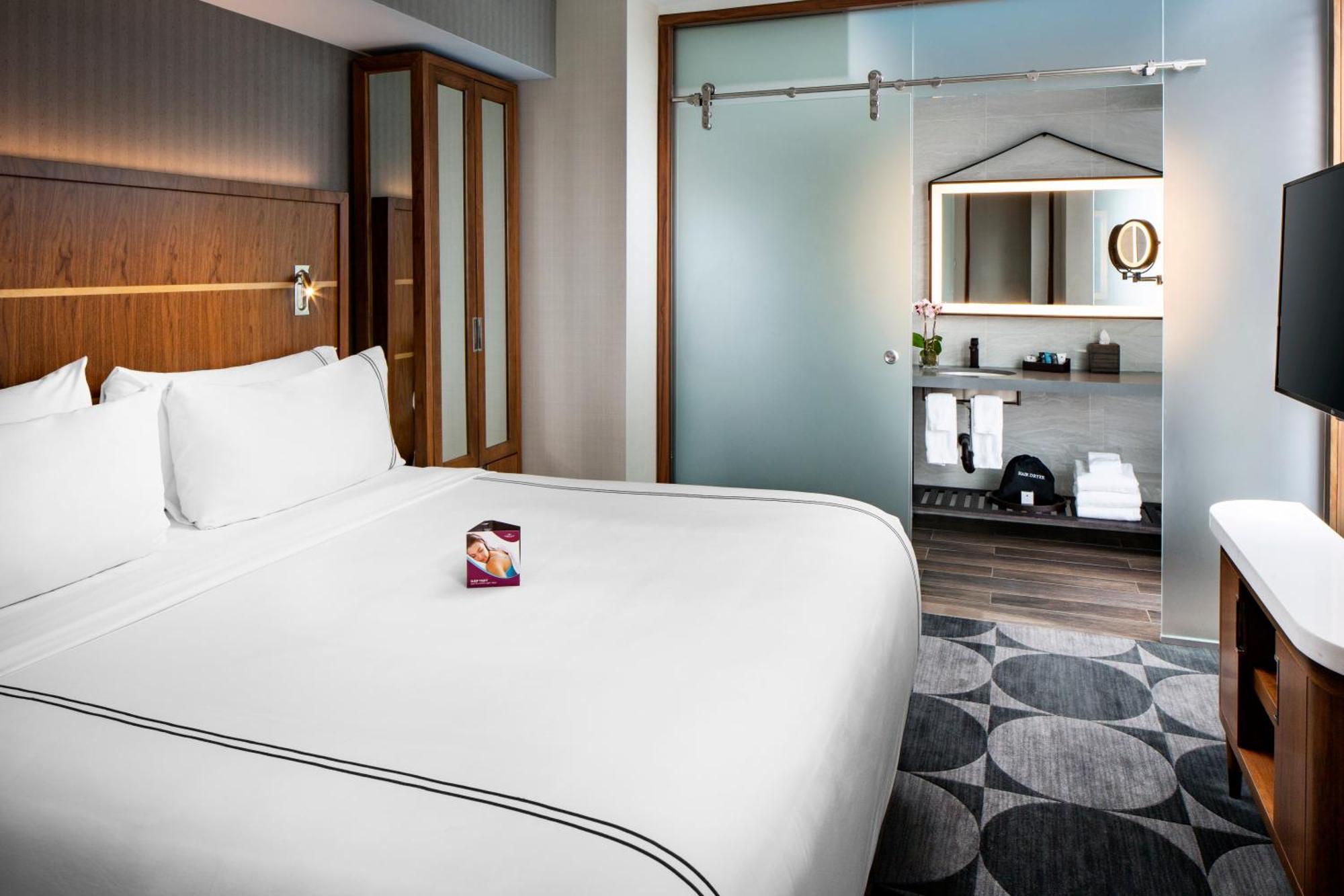 Suite Mobility Access or Hearing Accessible
