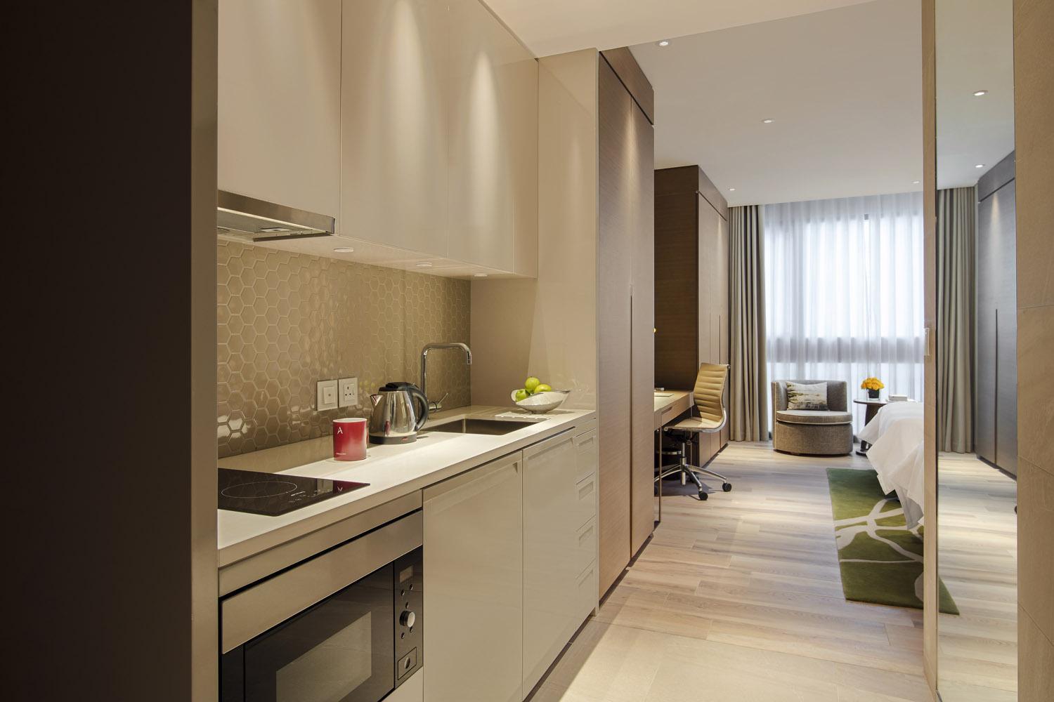 City View Studio Twin Beds F&B