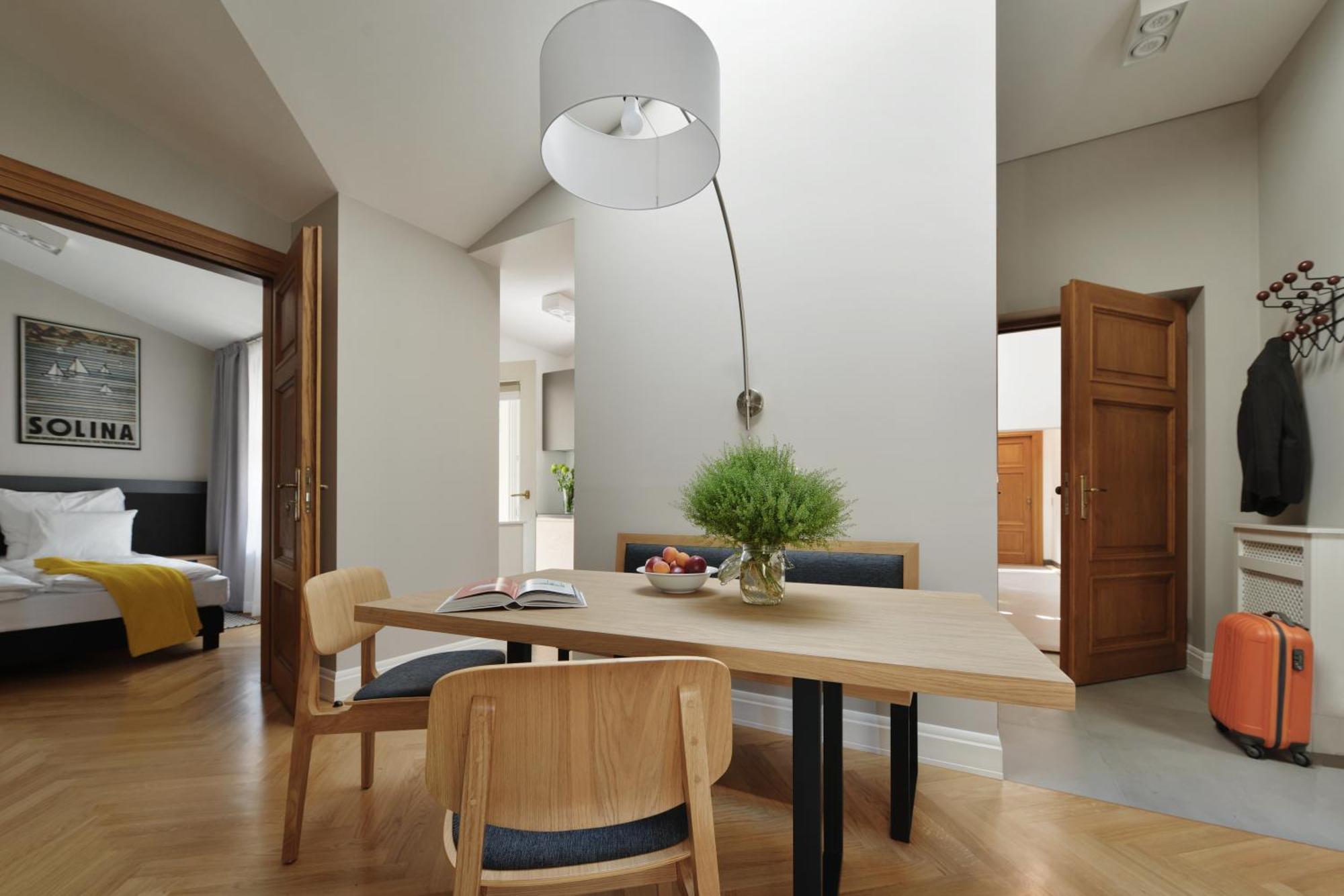 One-Bedroom Apartment Fireplace