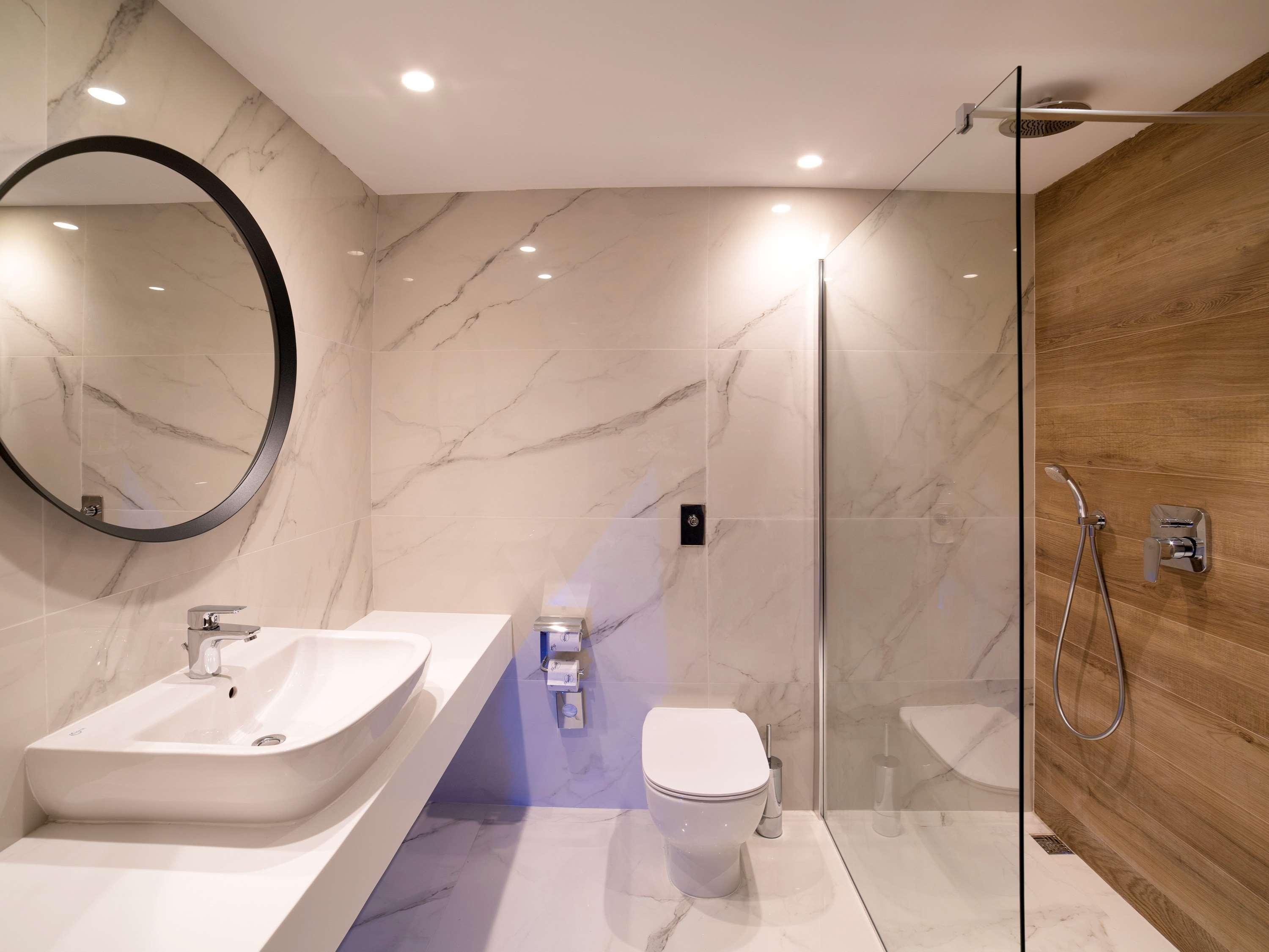 Standard Double or Twin Room Balcony