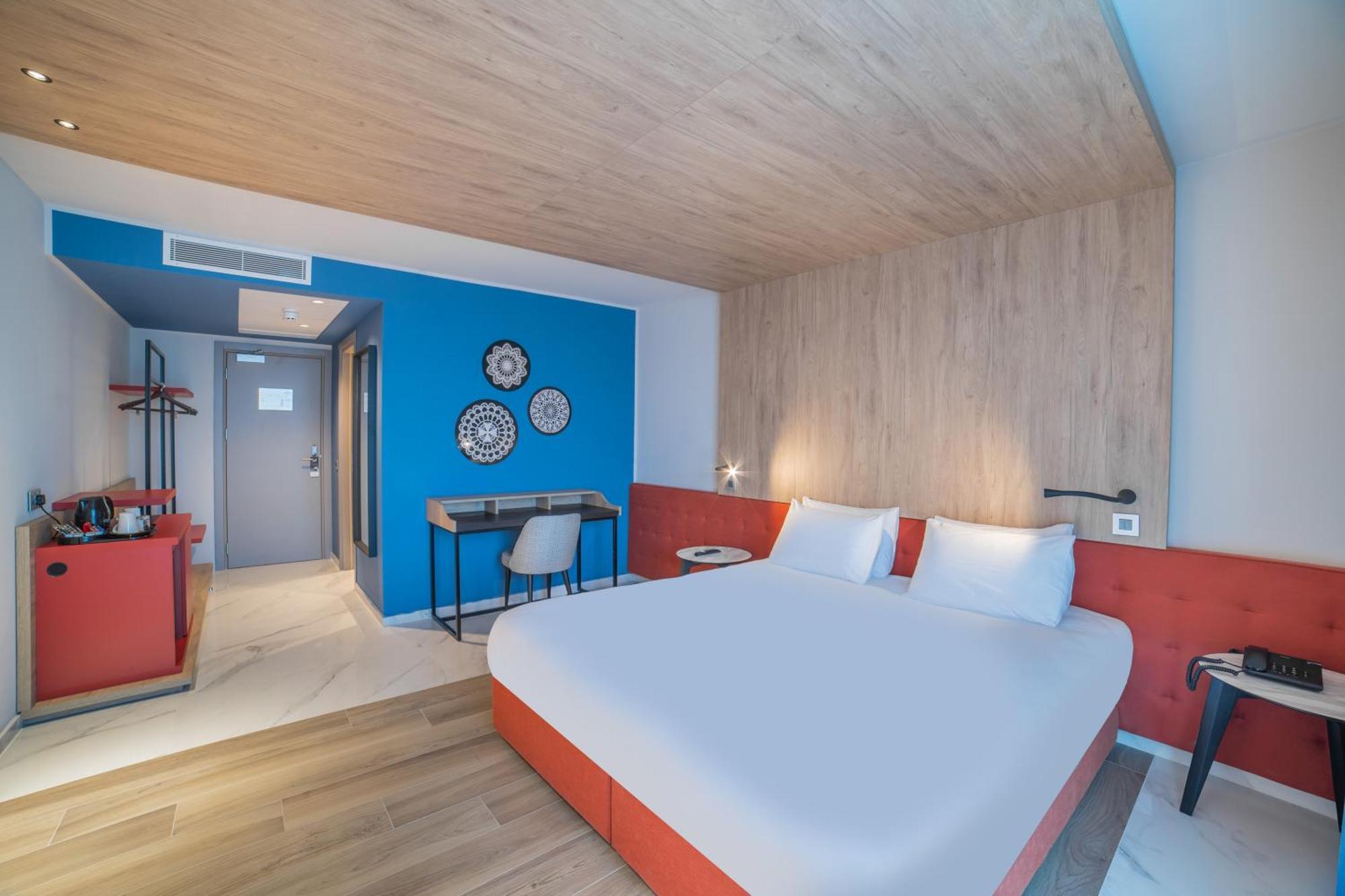 Standard Double or Twin Room,1717191689:JPEG