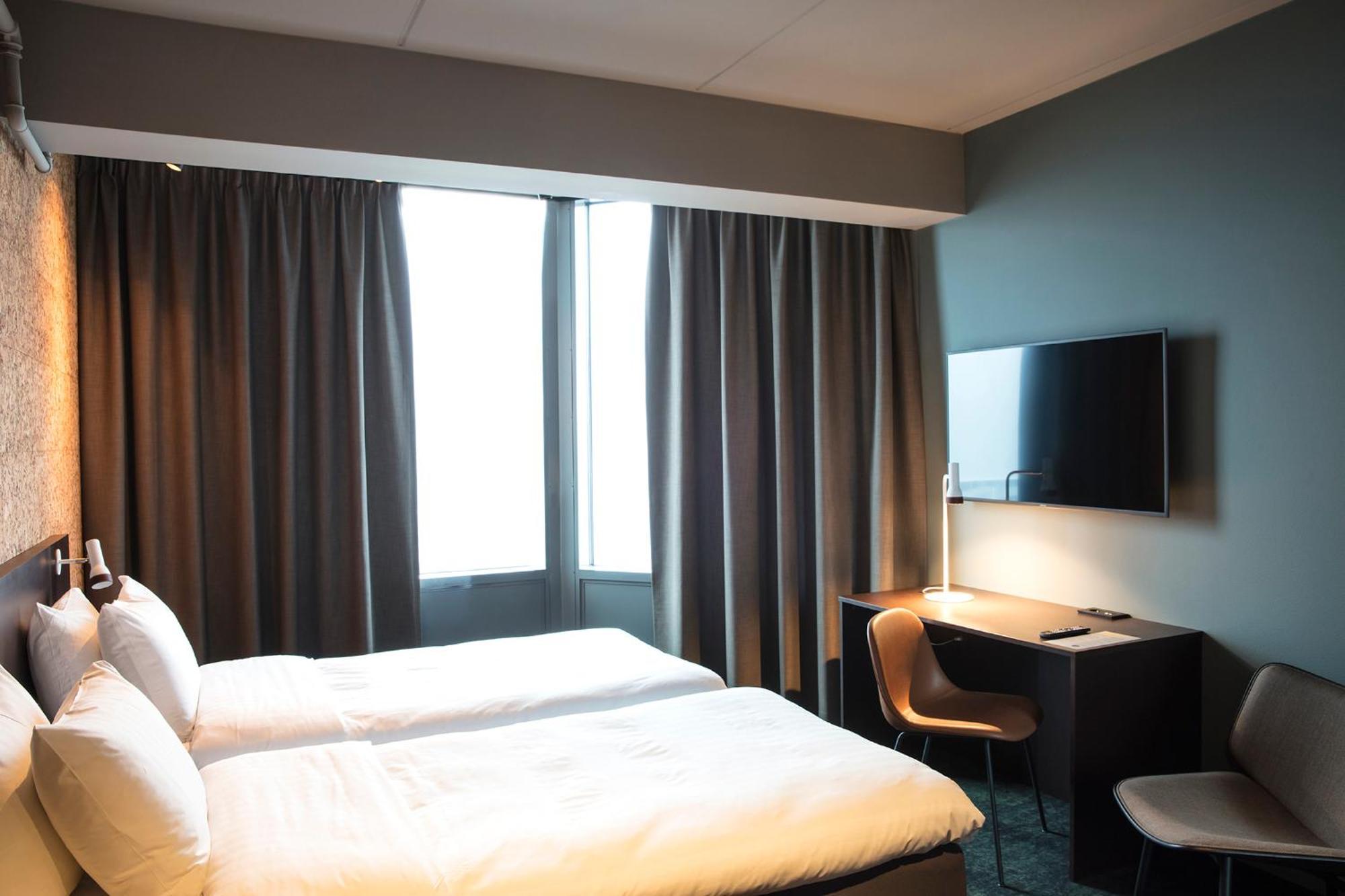 Superior Double or Twin Room,955391044:JPEG