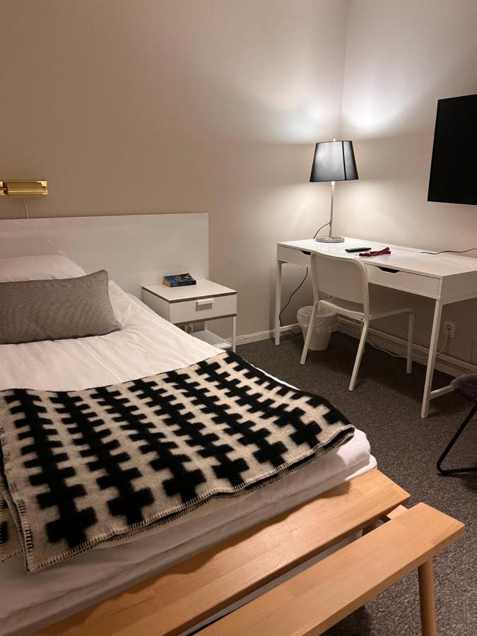 Single Room (without window)