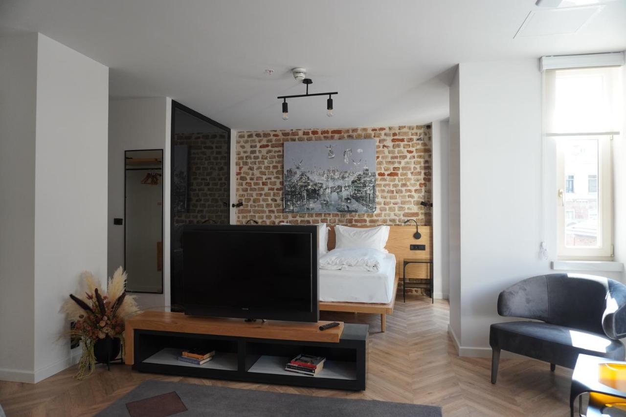 Studio Superior