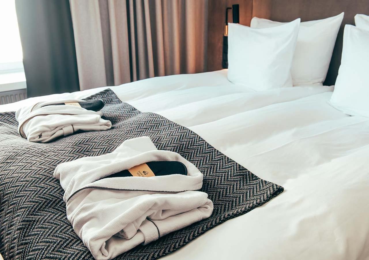 Junior Suite, 2 King beds,1309927069:JPEG