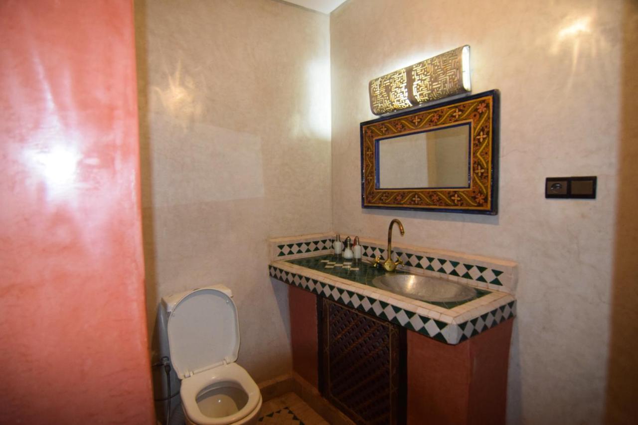 Twin Room with Private External Bathroom,1298618269:JPEG