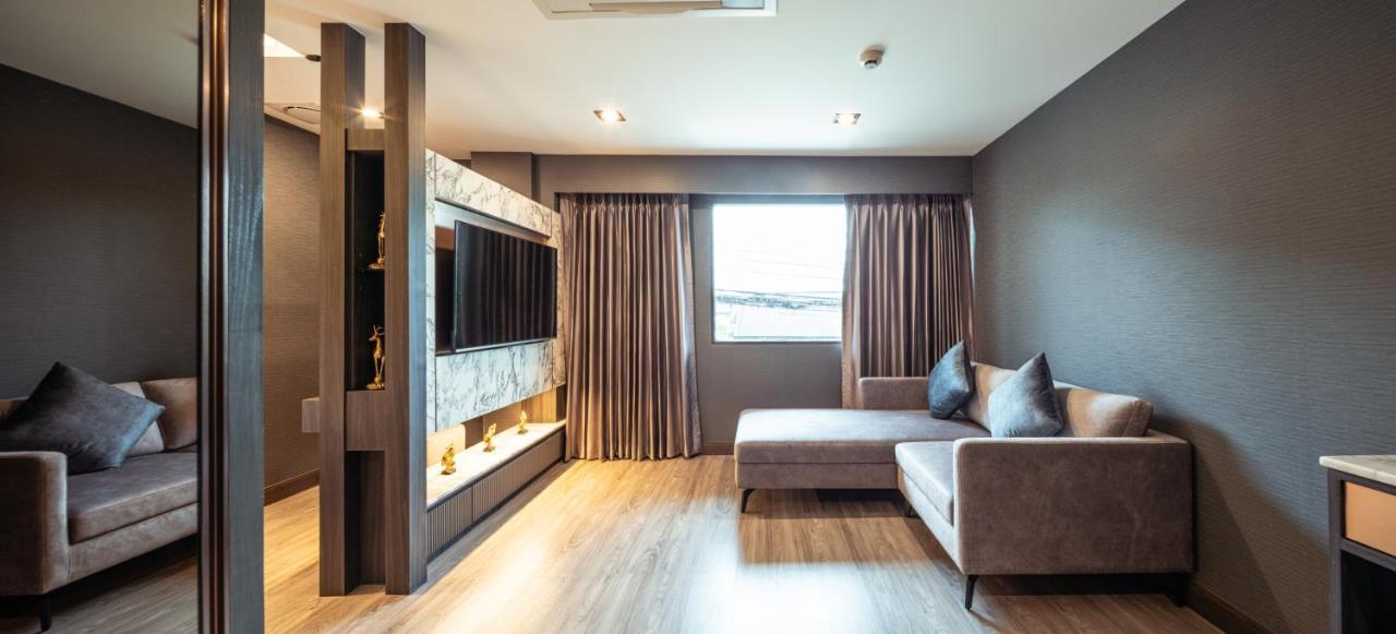 Deluxe Room,1299240454:JPEG