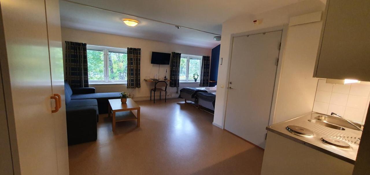 Family Room,1299698125:JPEG