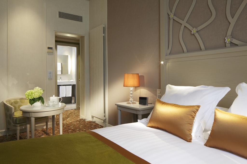 Two Adjacent Classic Rooms Courtyard Side