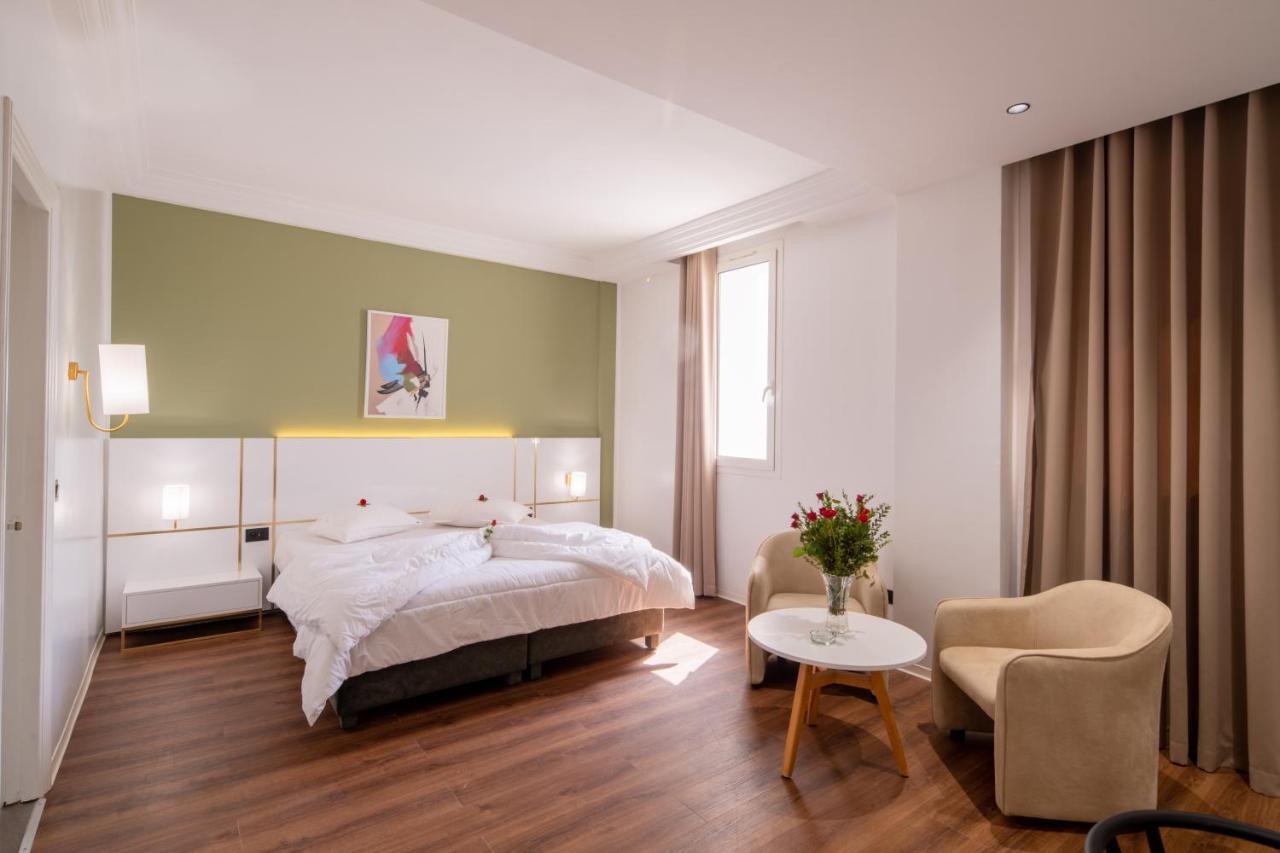Deluxe Double Room,1598892884:JPEG