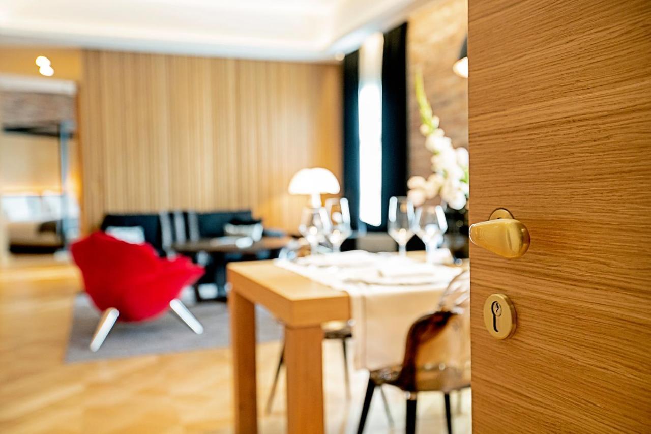 Penthouse Suite