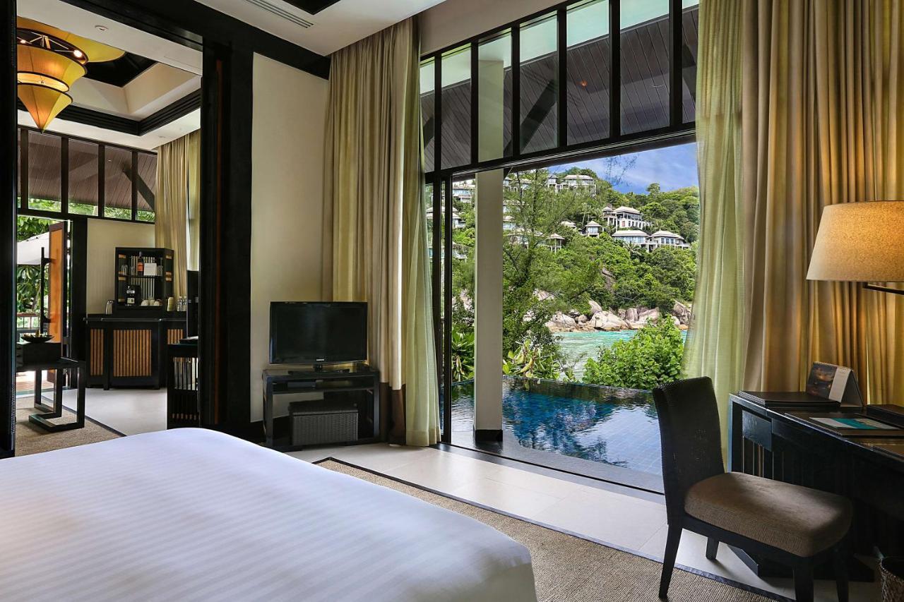 Partial Ocean View Pool Villa