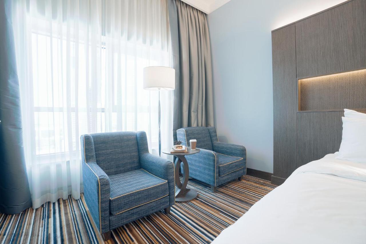Habitat Twin • Outlet Mall Shuttle • Dining • Ideal Getaway