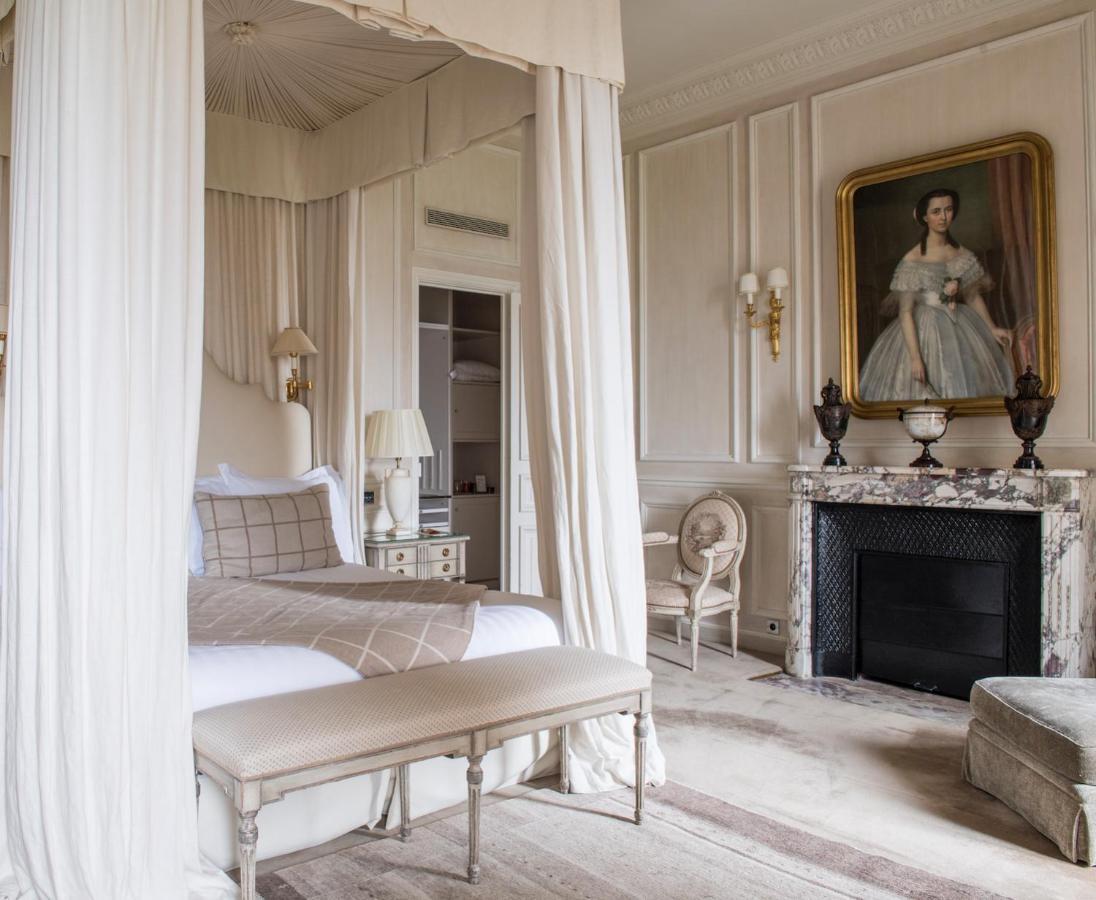 Prestige Room