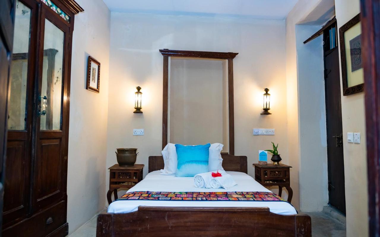 Single Room,1554554128:JPEG