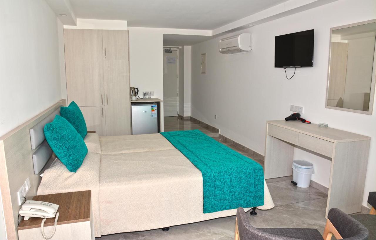 Standard Twin Room,1307448394:JPEG