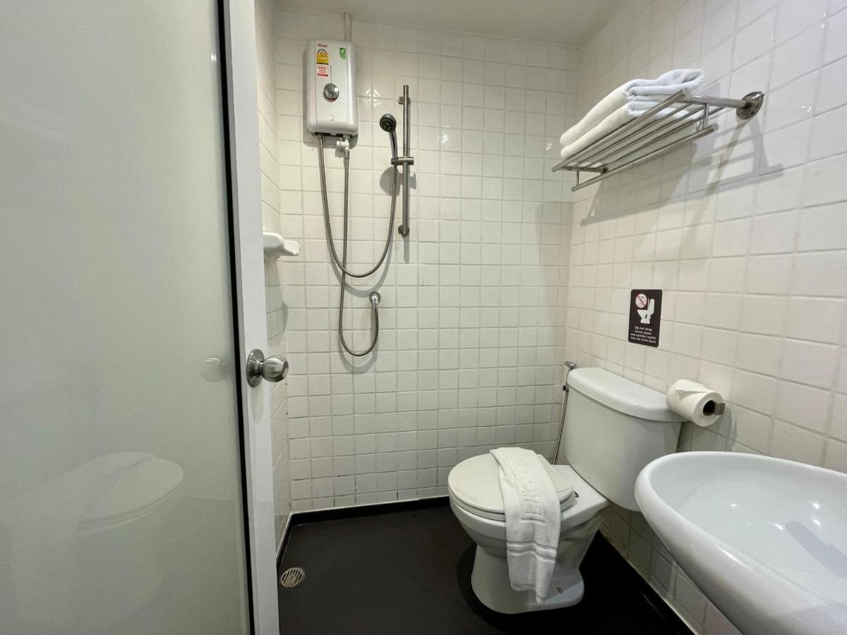 Economy Twin Room,1312960126:JPEG