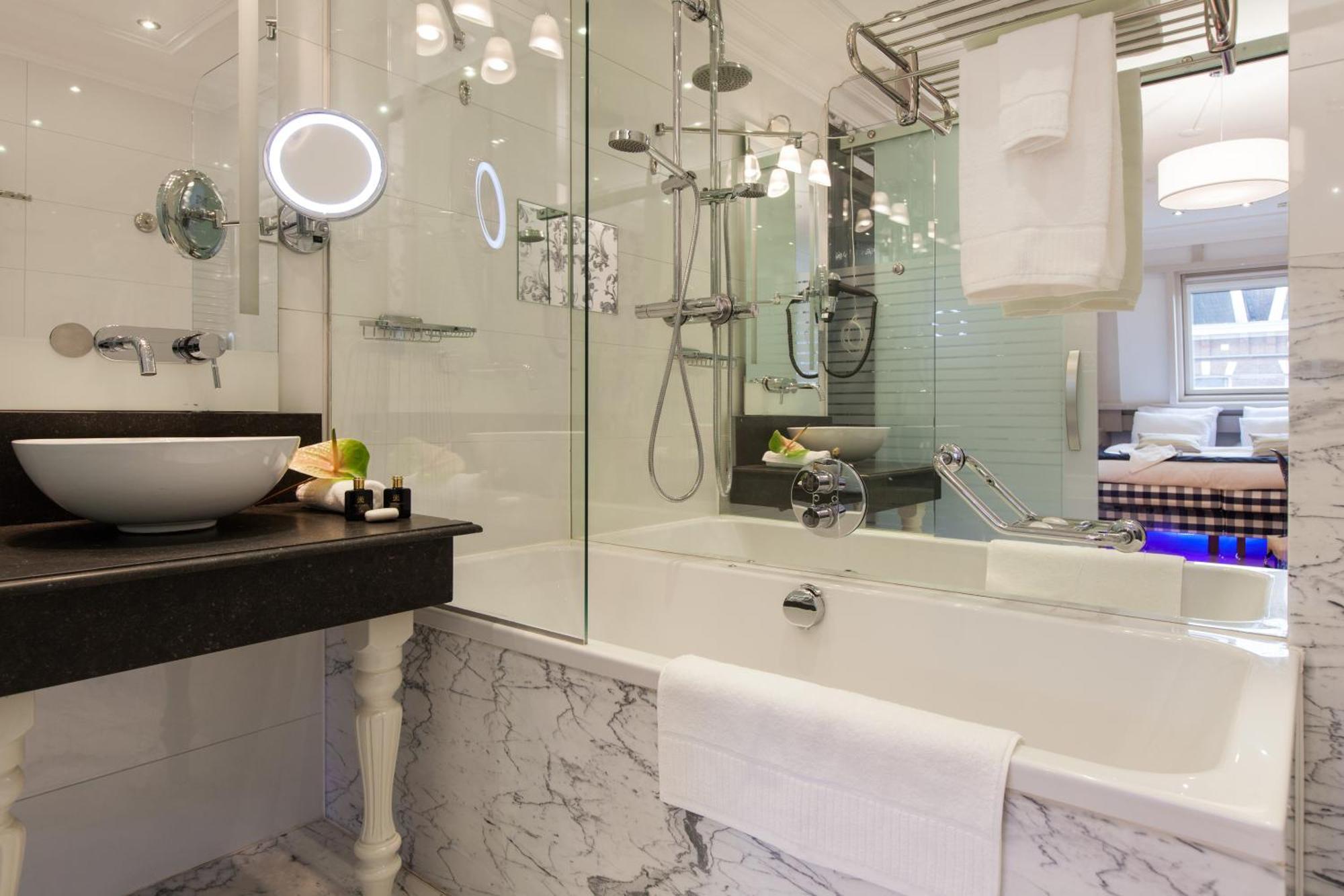Deluxe Room Souterrain