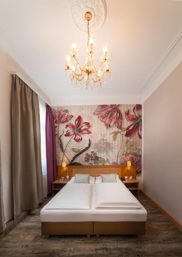 Classic Double Room,1627929952:JPEG