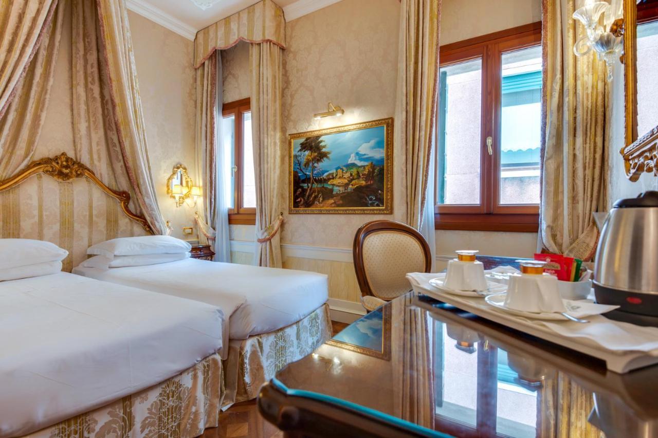 Classic Double Room,1319946658:JPEG