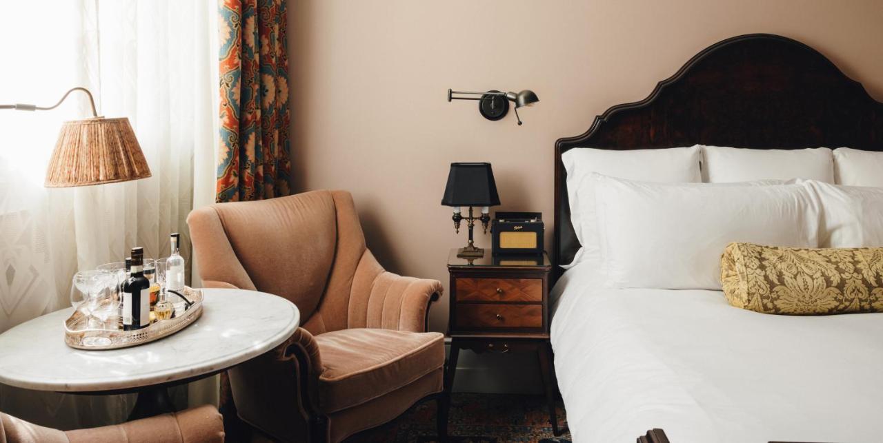King Room Medium