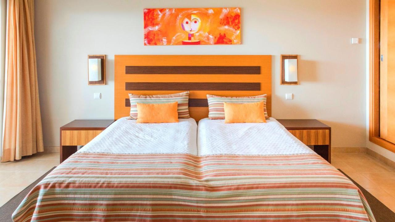 Superior Two-Bedroom Apartment with Sea View,1333705502:JPEG