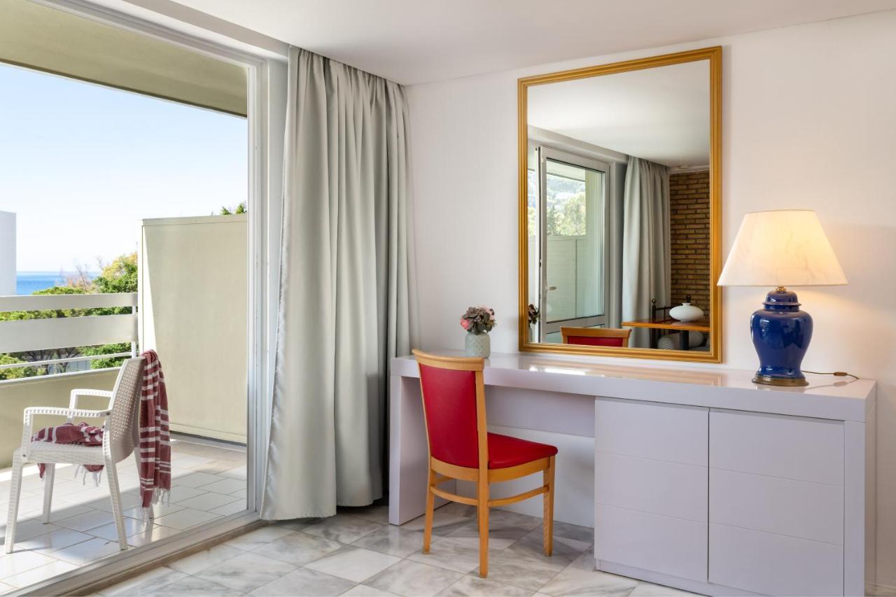 One-Bedroom Apartment,1532661958:JPEG