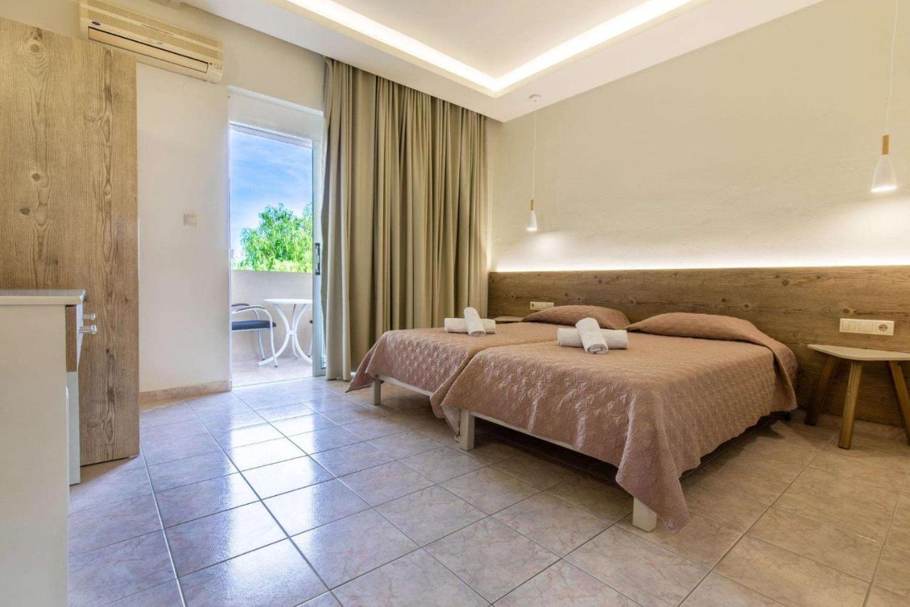 Family Room Side Sea View