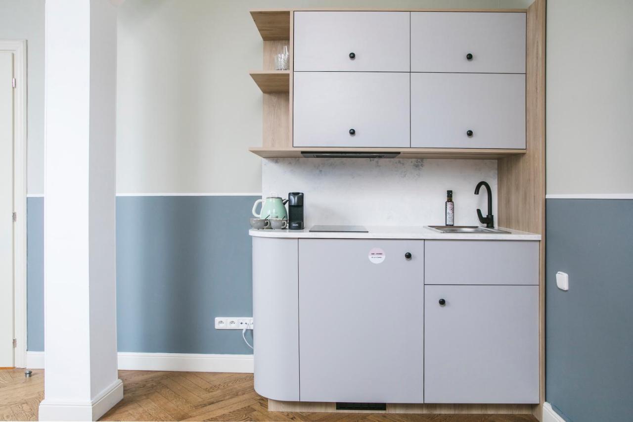 Extra Large Studio with Kitchenette and Extra Bed,1340312960:JPEG